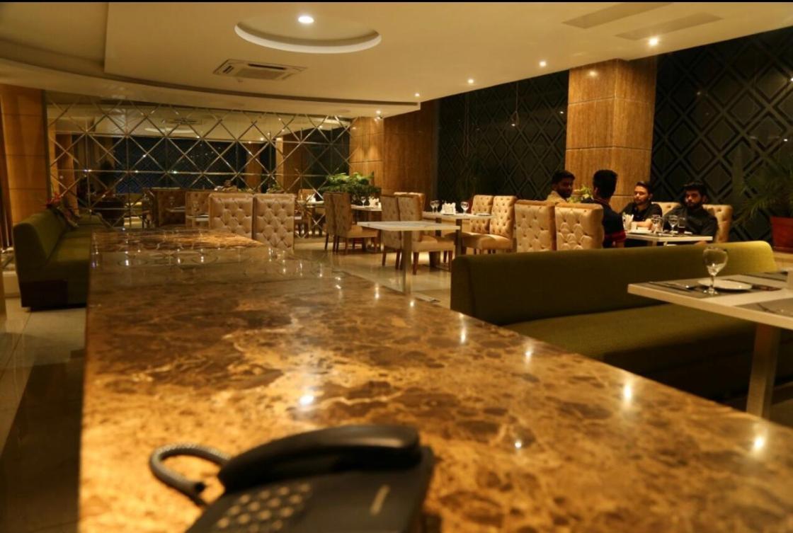 Hotel Pacific Roorkee Eksteriør billede