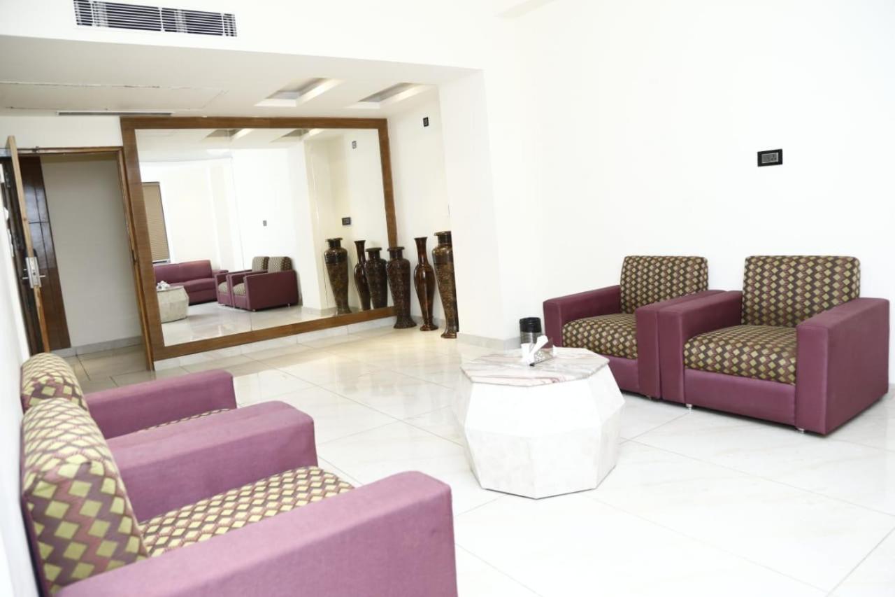 Hotel Pacific Roorkee Eksteriør billede